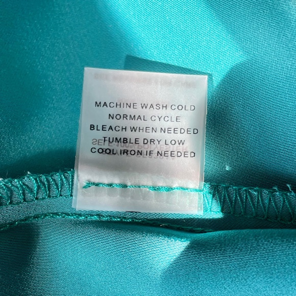 41 Hawthorn teal scalloped sleeved blouse - medium - Picture 6 of 7